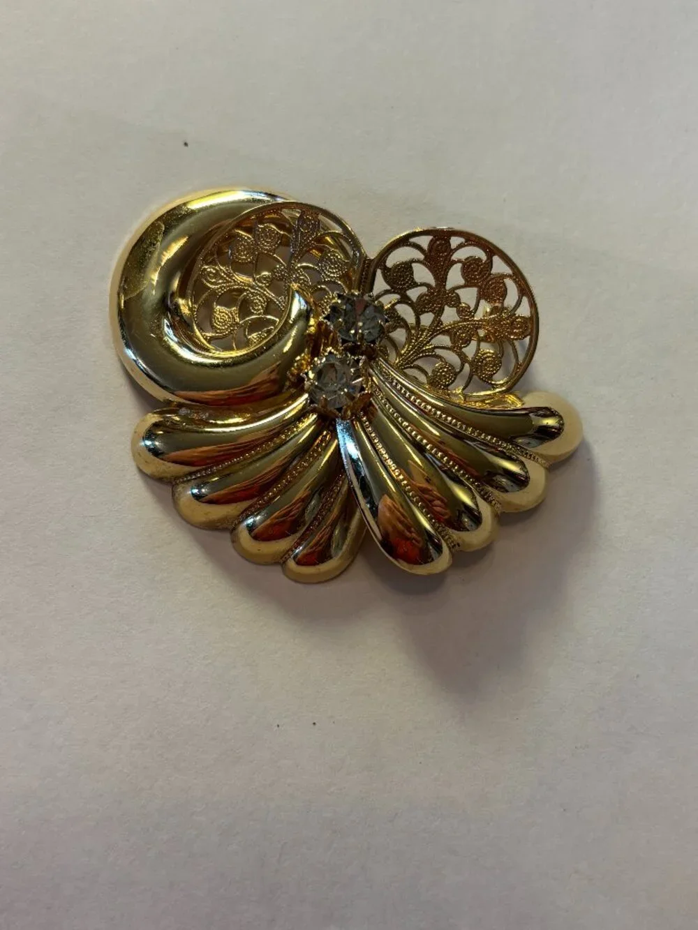 Vintage Gold Tone Swirling Fan with Filigree Metalwork & Rhinestones Brooch Pin